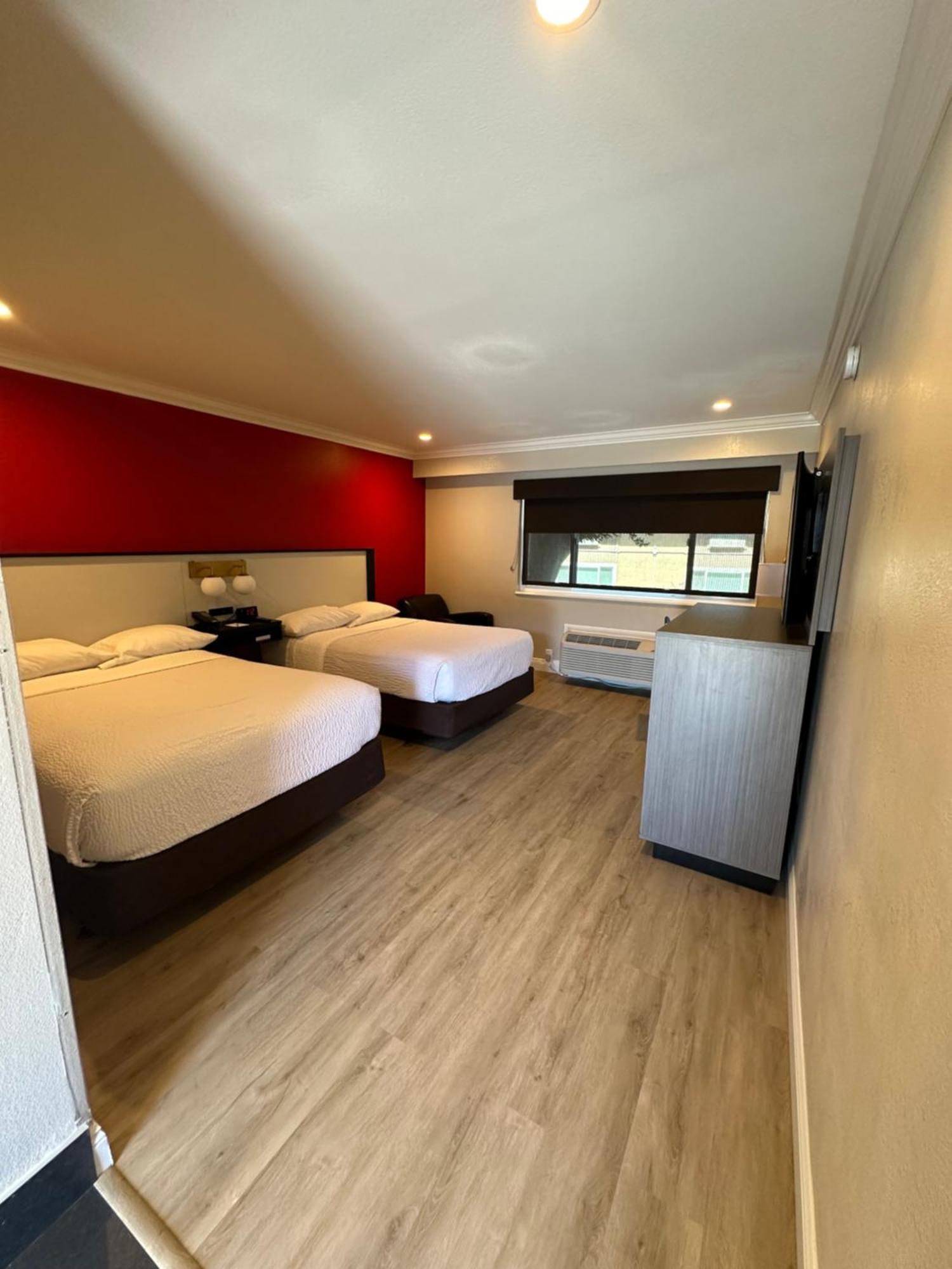 فندق Ramada By Wyndham توررانسي، لوس أنجليس، كاليفورنيا المظهر الخارجي الصورة
